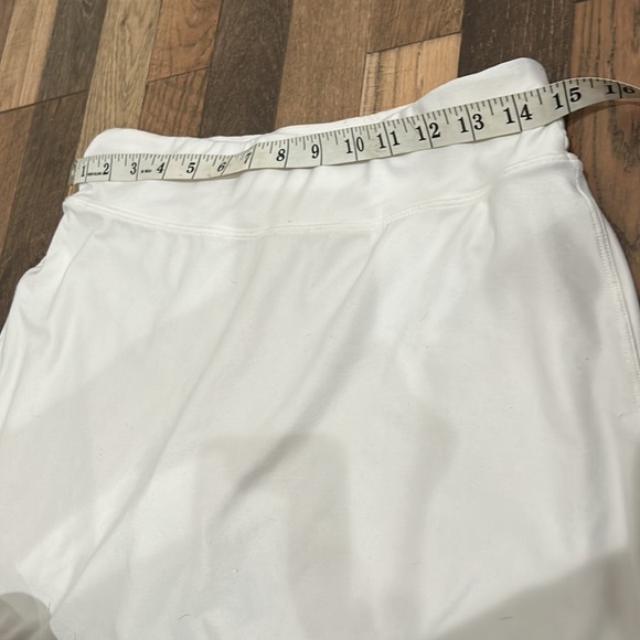 Nike White Tennis Athletic Golf Mini Skirt Skort Size Medium - Picture 12 of 13